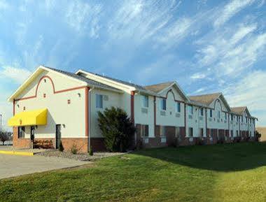 ซูเปอร์ 8 บาย วินด์แฮม พอนทีแอก Hotel Pontiac ภายนอก รูปภาพ